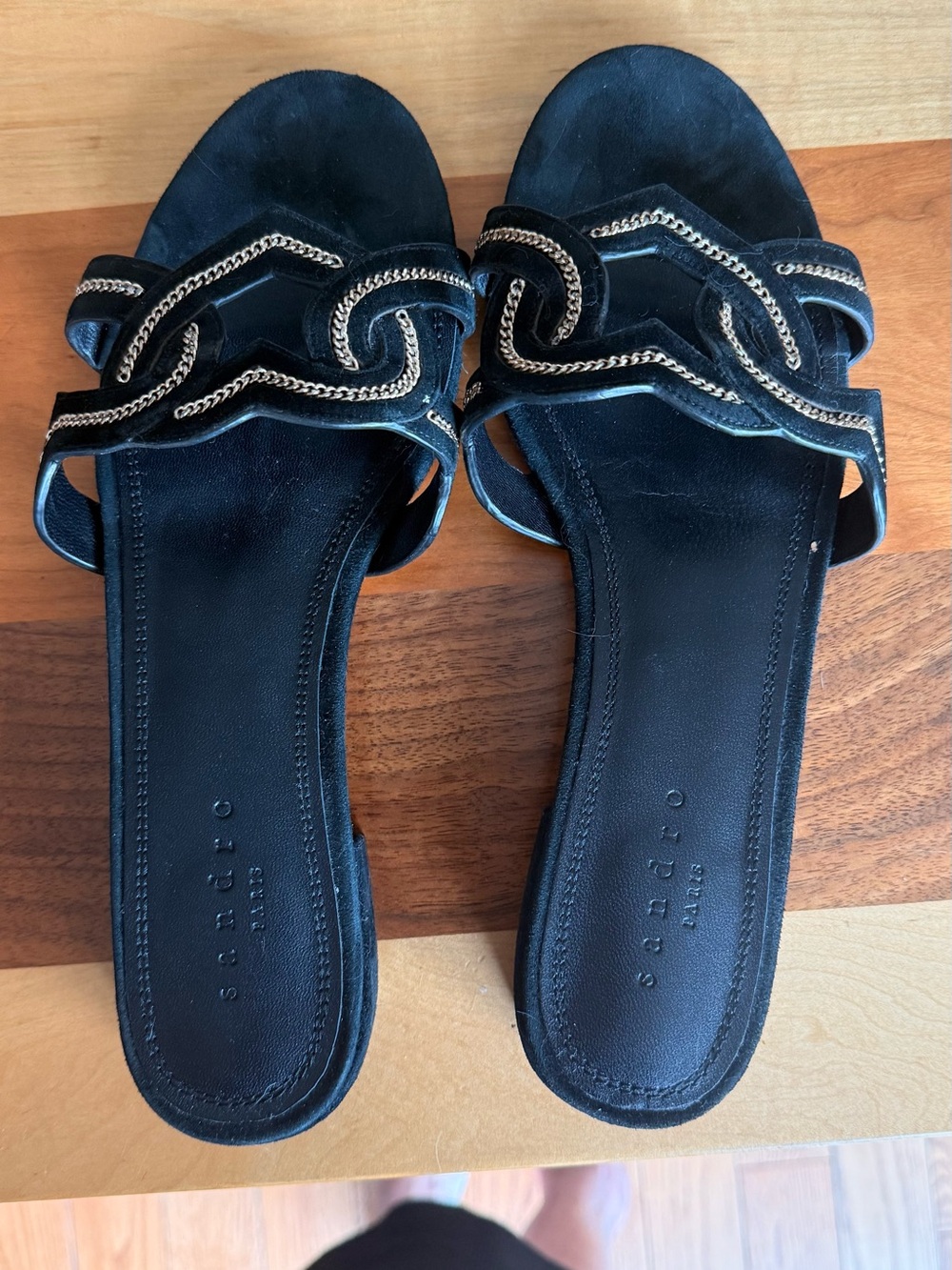 Sandro Paris Black Heart Suede Chain Slide Sandals Mules Size 40 VGUC